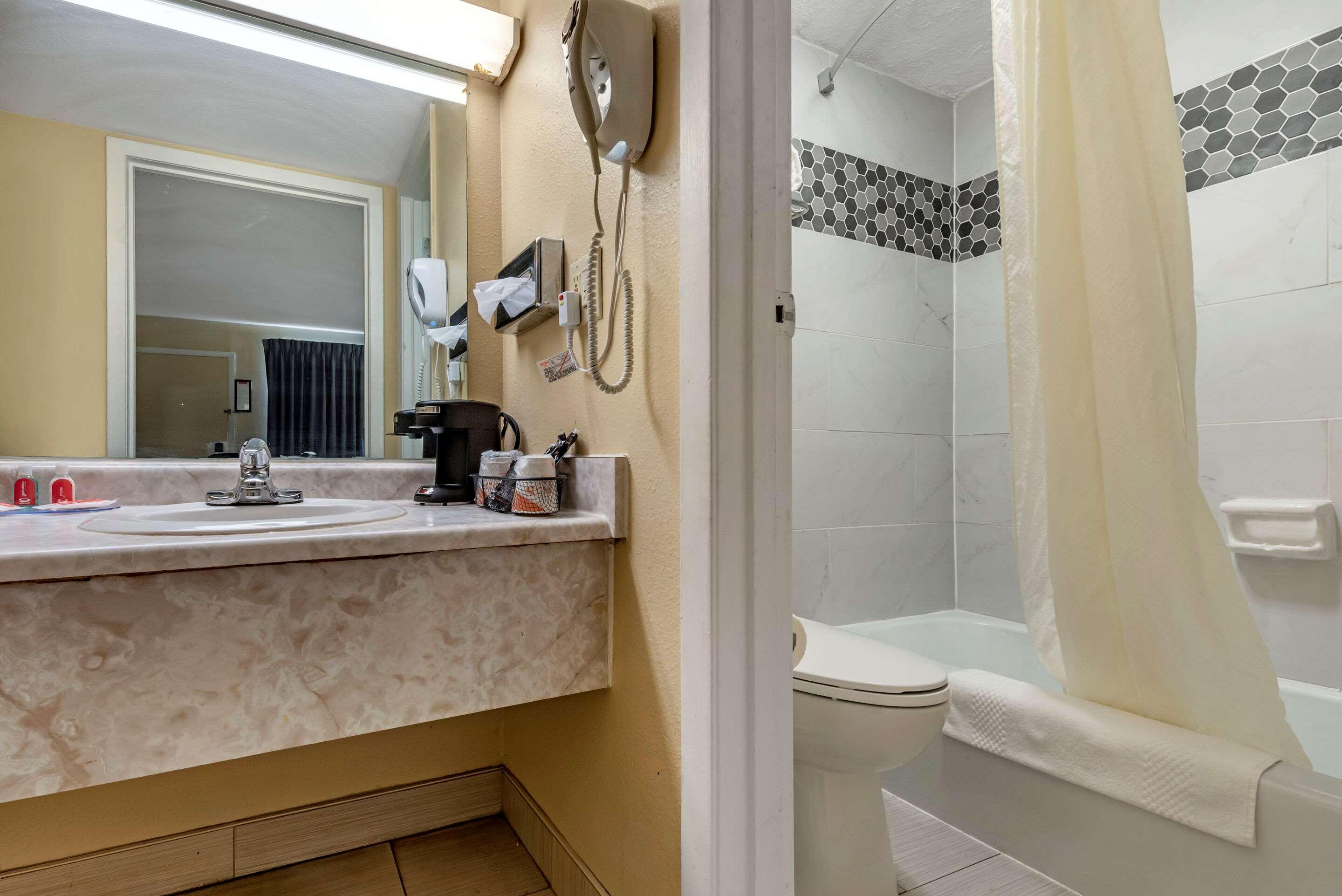 Econo Lodge Erlanger - Cincinnati Airport Extérieur photo