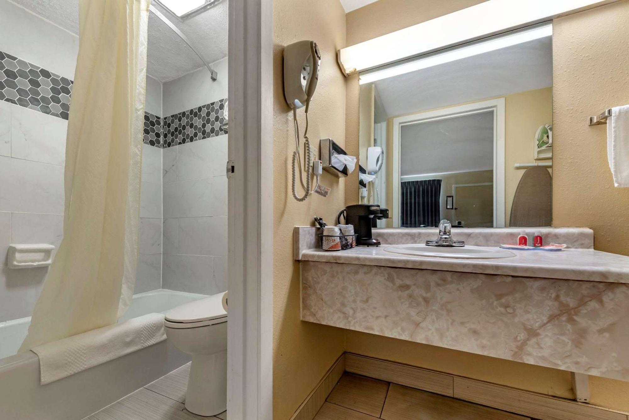 Econo Lodge Erlanger - Cincinnati Airport Extérieur photo